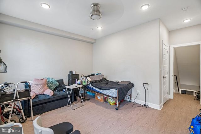 924 W SUSQUEHANNA AVE, Philadelphia, PA 19122