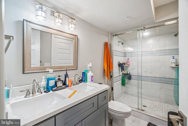 924 W SUSQUEHANNA AVE, Philadelphia, PA 19122