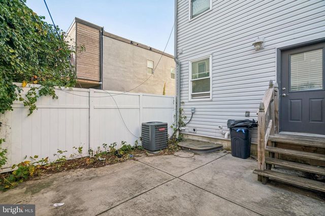 924 W SUSQUEHANNA AVE, Philadelphia, PA 19122