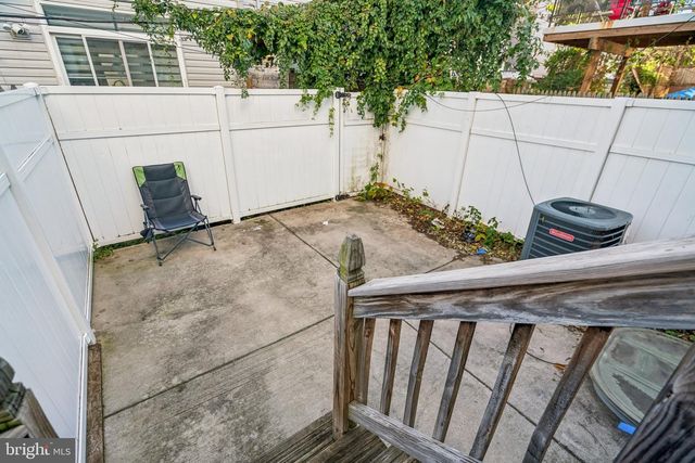 924 W SUSQUEHANNA AVE, Philadelphia, PA 19122