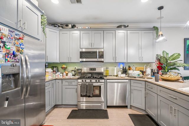 924 W SUSQUEHANNA AVE, Philadelphia, PA 19122