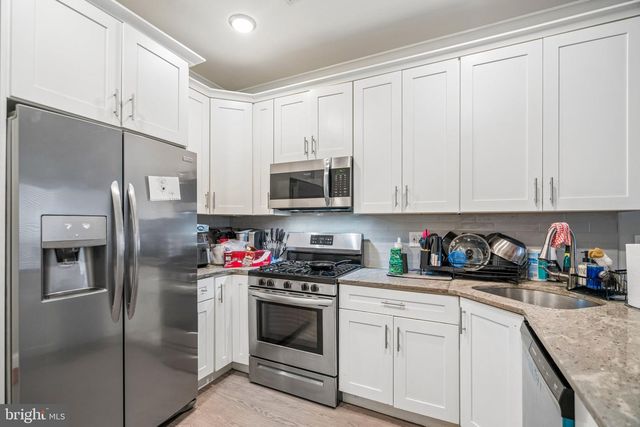 924 W SUSQUEHANNA AVE, Philadelphia, PA 19122