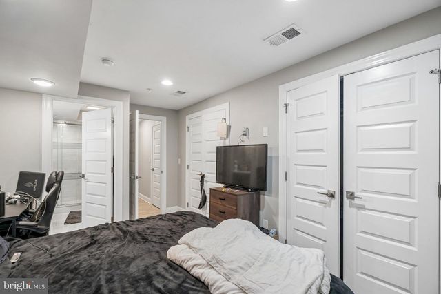 924 W SUSQUEHANNA AVE, Philadelphia, PA 19122