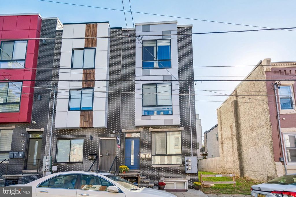 924 W SUSQUEHANNA AVE, Philadelphia, PA 19122