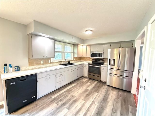 1812 N 59th Street, Kansas City, KS 66102