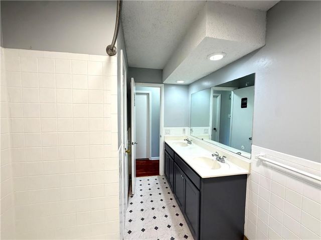 1812 N 59th Street, Kansas City, KS 66102