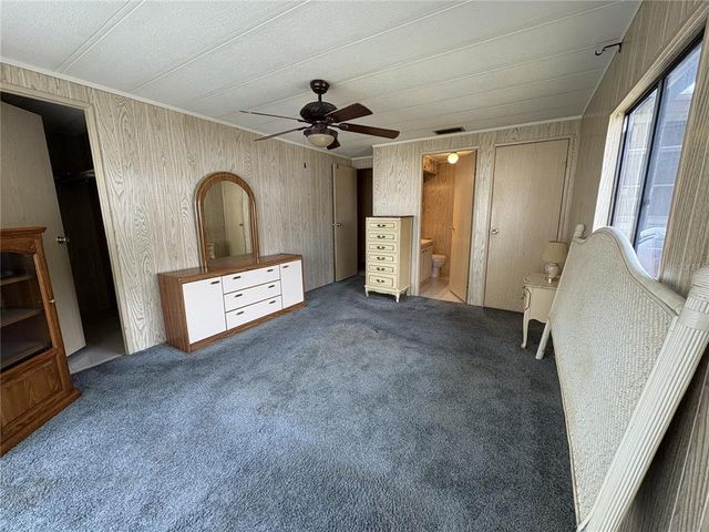 6306 WATERFRONT LANE, Zephyrhills, FL 33542