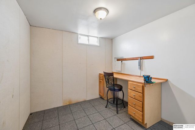 72030 649 Avenue, Shubert, NE 68437