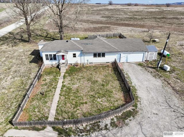 72030 649 Avenue, Shubert, NE 68437