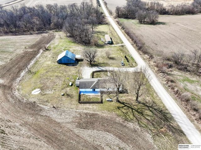 72030 649 Avenue, Shubert, NE 68437