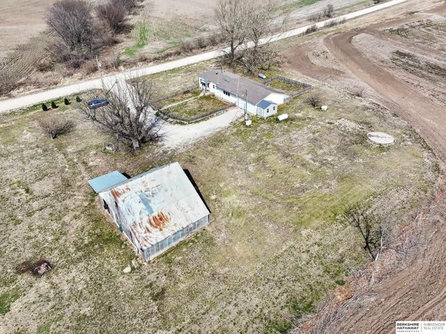 72030 649 Avenue, Shubert, NE 68437