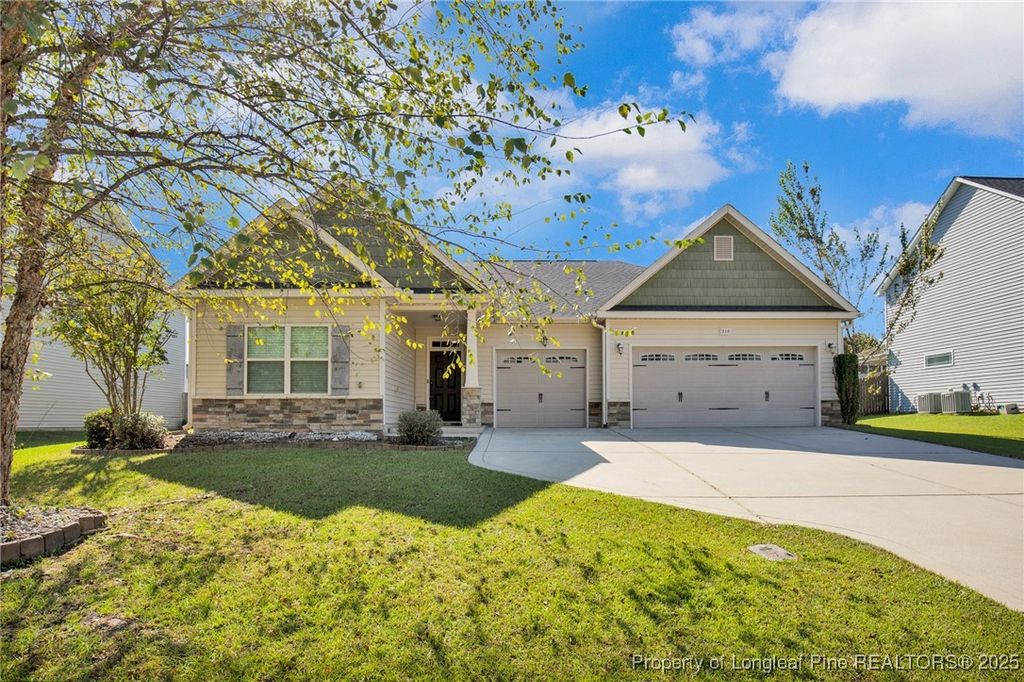 210 Ganton Drive, Raeford, NC 28376