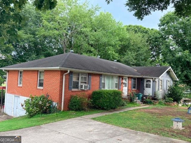 2195 Trailwood Drive SE, Smyrna, GA 30080