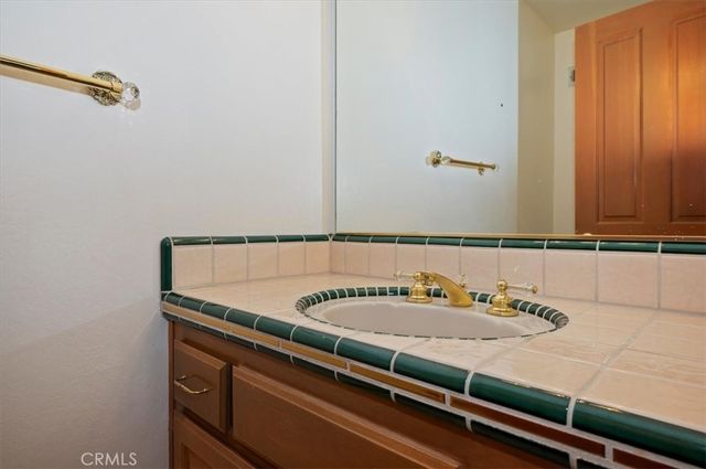 27336 Alpen, Lake Arrowhead, CA 92352