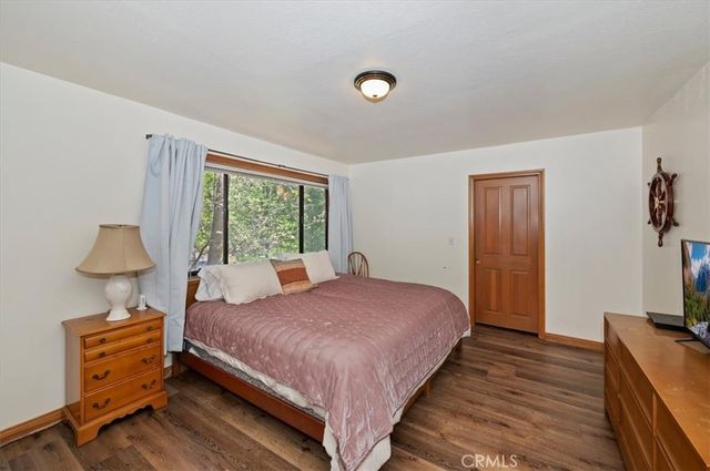 27336 Alpen, Lake Arrowhead, CA 92352