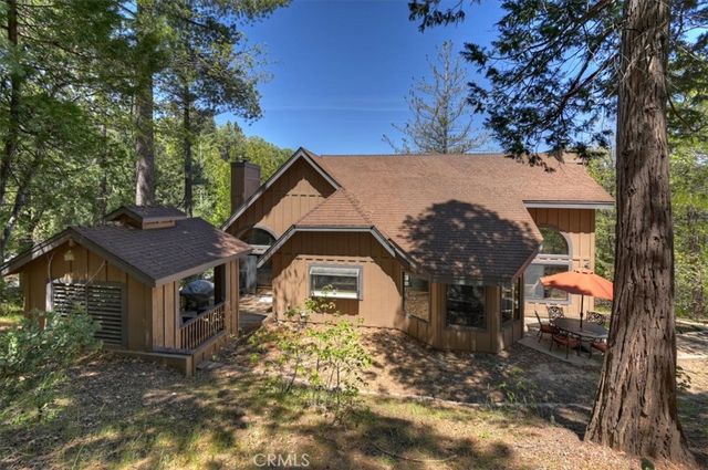 27336 Alpen, Lake Arrowhead, CA 92352