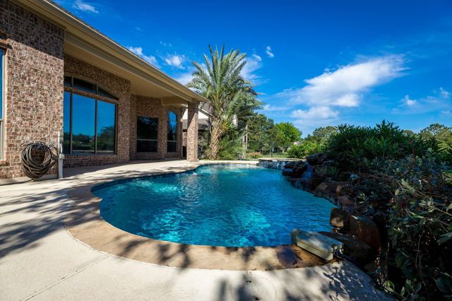 8411 Middle Canyon Road, Katy, TX 77494