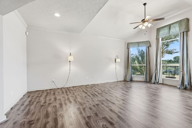 8411 Middle Canyon Road, Katy, TX 77494