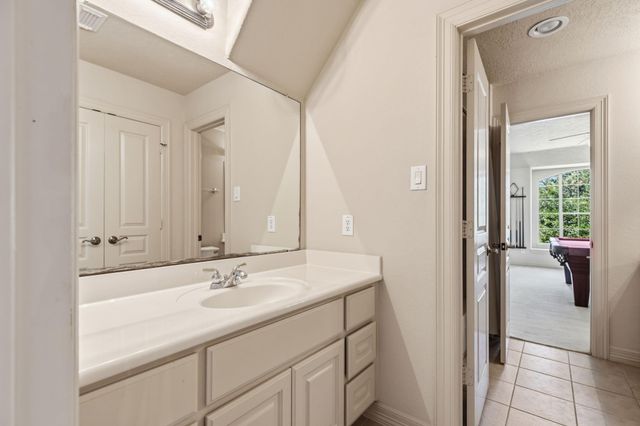 8411 Middle Canyon Road, Katy, TX 77494