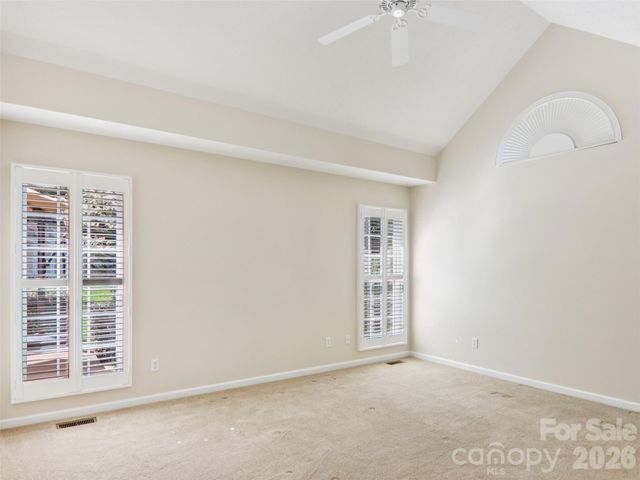 117 Apple Meadow Court, Hendersonville, NC 28739