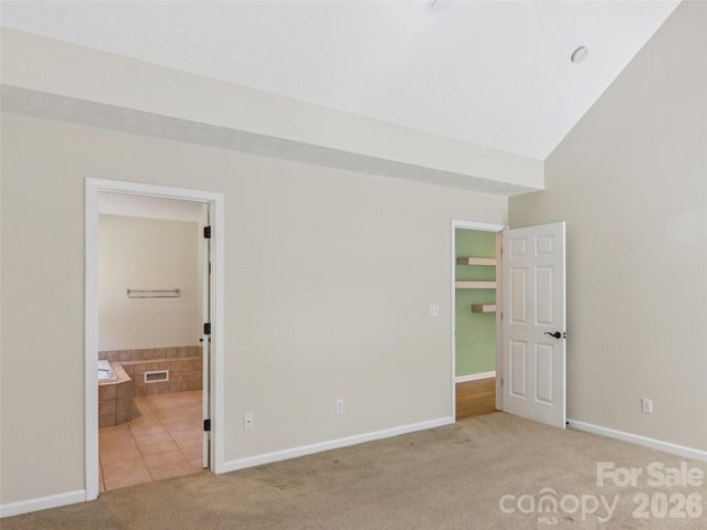 117 Apple Meadow Court, Hendersonville, NC 28739