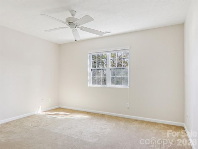 117 Apple Meadow Court, Hendersonville, NC 28739