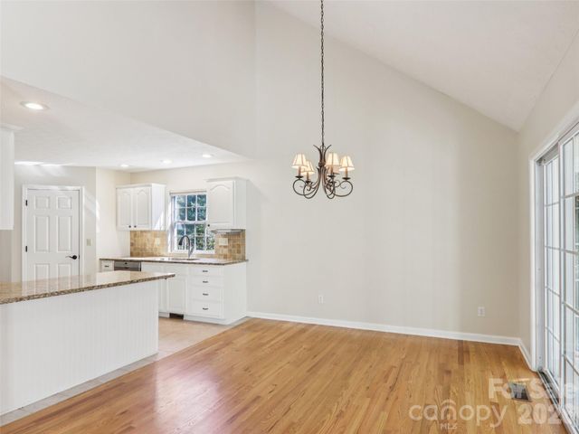 117 Apple Meadow Court, Hendersonville, NC 28739