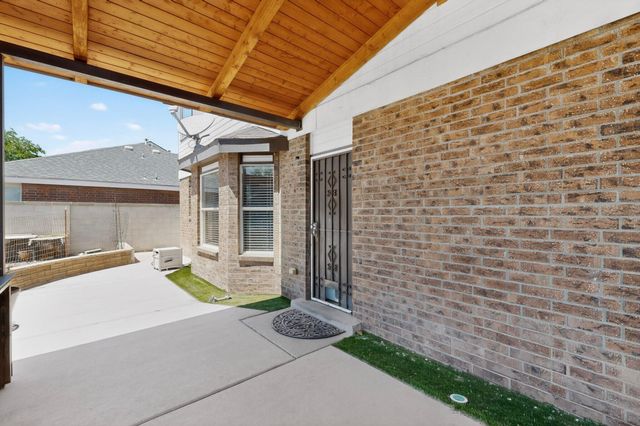 8100 Glenbrook Place NW, Albuquerque, NM 87120