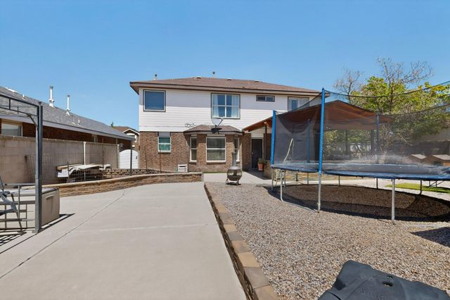 8100 Glenbrook Place NW, Albuquerque, NM 87120
