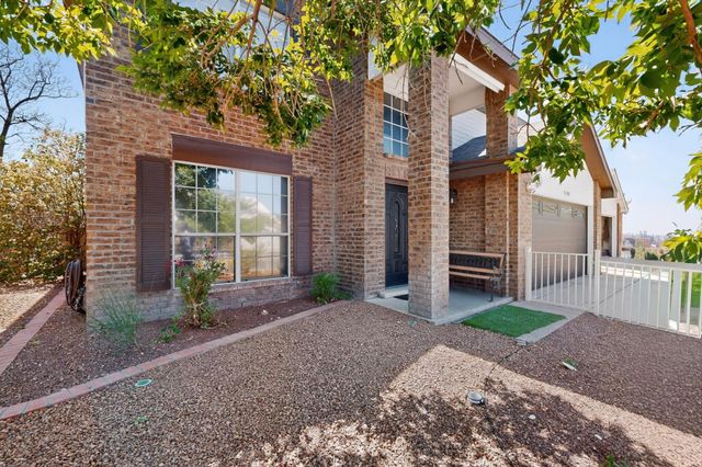 8100 Glenbrook Place NW, Albuquerque, NM 87120