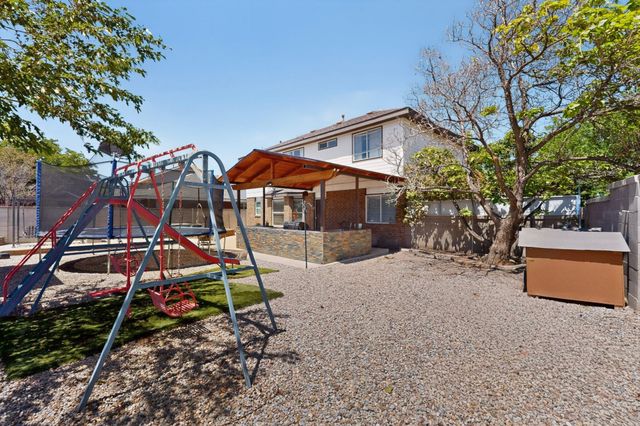 8100 Glenbrook Place NW, Albuquerque, NM 87120