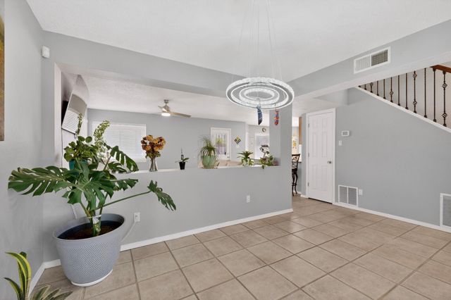 8100 Glenbrook Place NW, Albuquerque, NM 87120