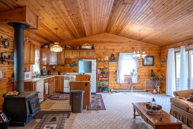 N8395 Timber Trail, New Lisbon, WI 53950
