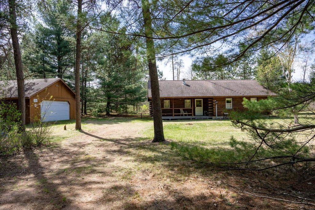 N8395 Timber Trail, New Lisbon, WI 53950
