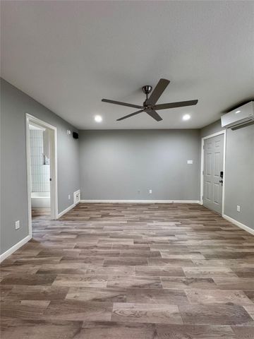 1514 Park Street B, Houston, TX 77019