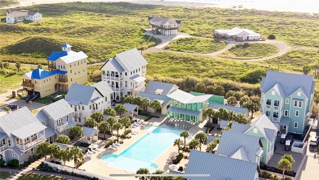 108 Horse Tail Lane, Port Aransas, TX 78373