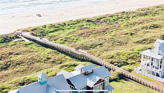 108 Horse Tail Lane, Port Aransas, TX 78373