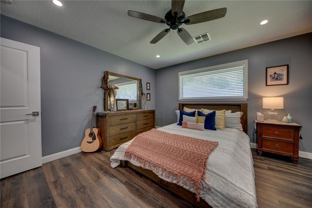 1600 Pecan Street, Brenham, TX 77833