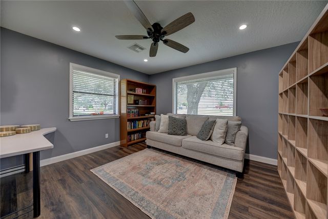 1600 Pecan Street, Brenham, TX 77833