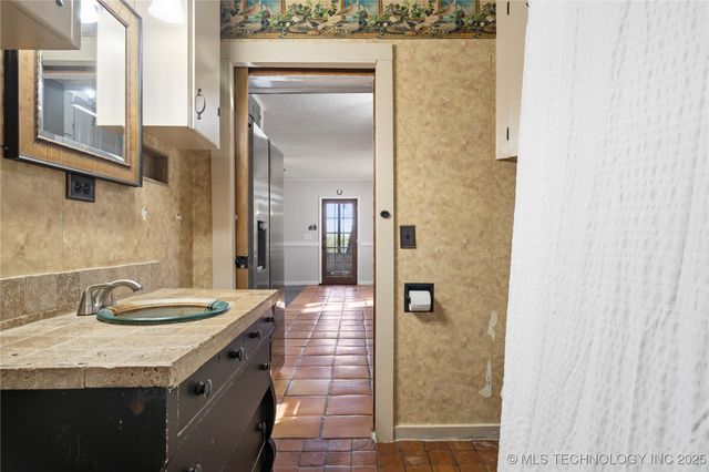 95918 Sky Ridge Drive, Gore, OK 74435