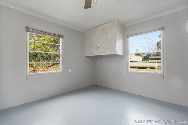 95918 Sky Ridge Drive, Gore, OK 74435