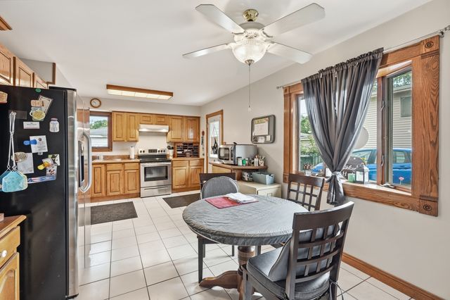 4328 WAGMAN Street, Oak Forest, IL 60452