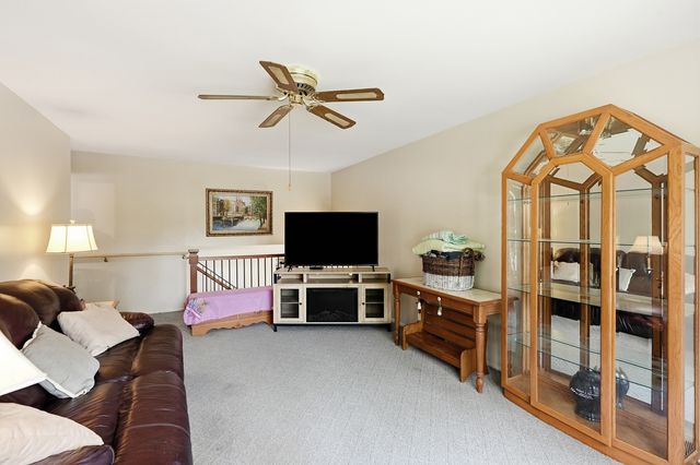 4328 WAGMAN Street, Oak Forest, IL 60452