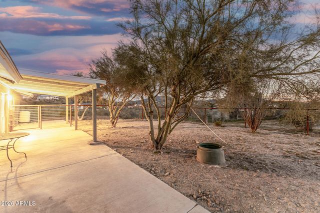 49416 N 26TH Avenue, New River, AZ 85087