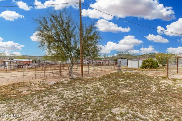 49416 N 26TH Avenue, New River, AZ 85087