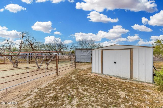 49416 N 26TH Avenue, New River, AZ 85087