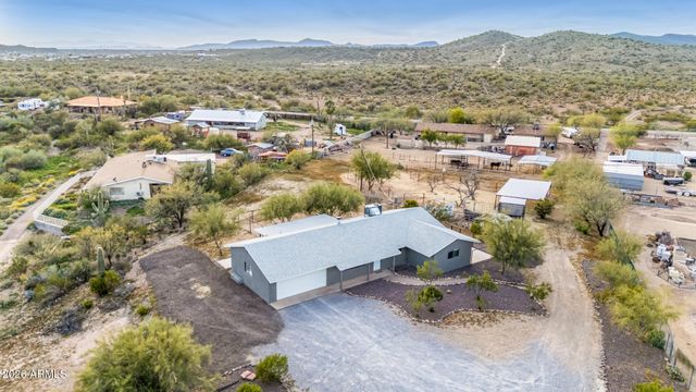 49416 N 26TH Avenue, New River, AZ 85087