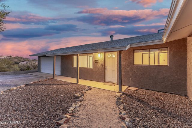 49416 N 26TH Avenue, New River, AZ 85087