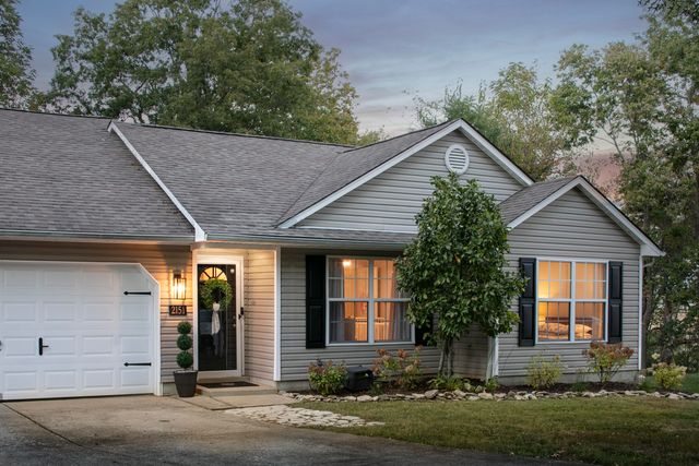 2151 Stonewood Lane, Lexington, KY 40509