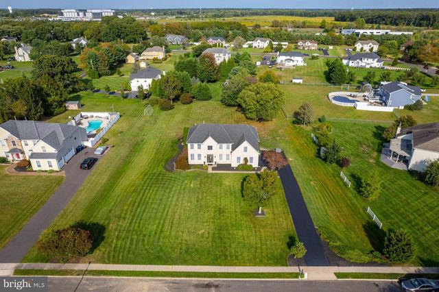 7 EAGLE DR, Mullica Hill, NJ 08062